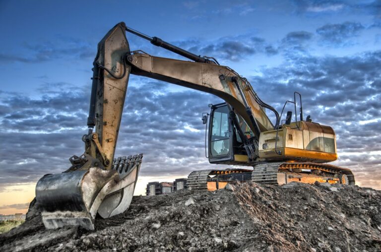 What Advantages Do Renting Heavy Machinery With Fuel and Lubricant Provide Your Company?