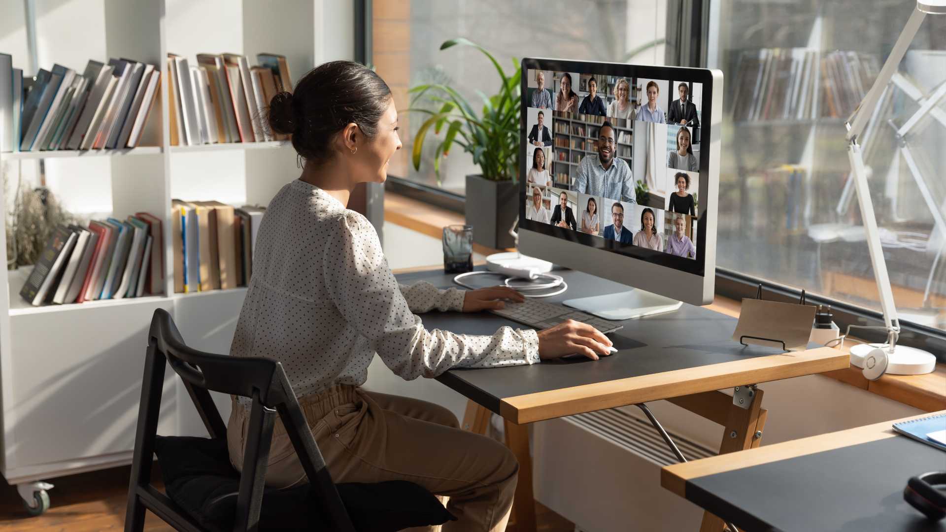 Why Leadership Development Services Are Crucial for Remote and Hybrid Workplaces