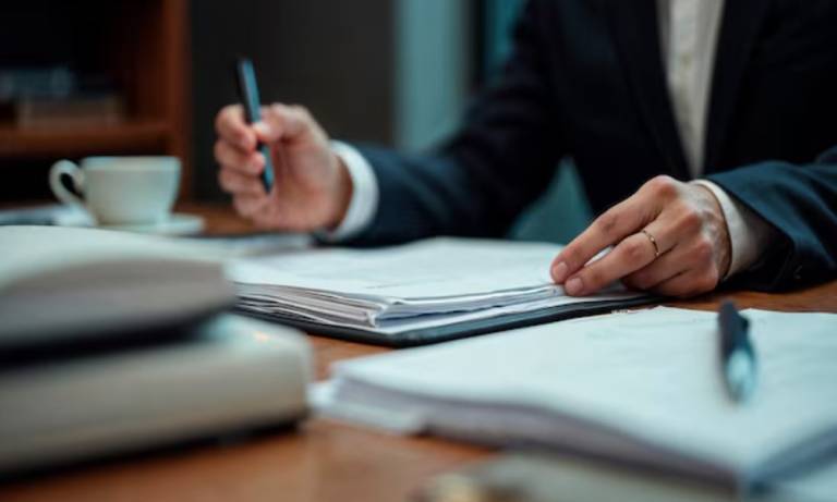 Navigating Legal Challenges: How Police Expert Witness Services Can Support Your Case